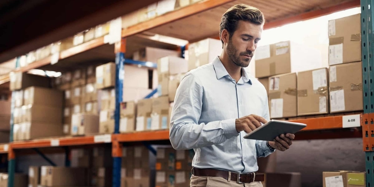 Your Guide to Finding a Trusted Eyewear Wholesaler